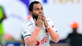 ইতিহাসগড়া সেঞ্চুরি করলেন মুশফিক