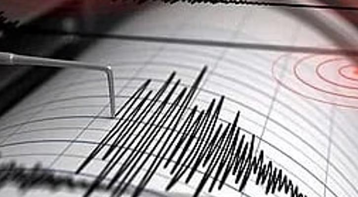 ঢাকাসহ সারা দেশে শক্তিশালী ভূমিকম্প