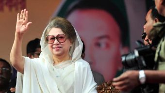 খালেদা জিয়াকে লন্ডনে নেয়া স্থগিত!