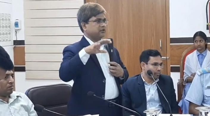 উপদেষ্টা আসিফ মাহমুদ জোর করেই আমাকে কুমিল্লায় দিয়েছেন