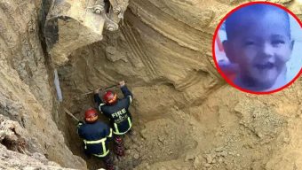 নলকূপের পাইপে আটকা পড়া শিশু সাজিদকে জীবিত উদ্ধার