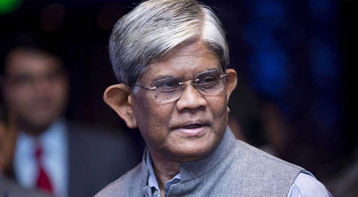 নিজ দফতরে অবরুদ্ধ অর্থ উপদেষ্টা