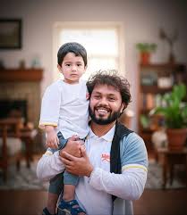 “আল্লাহ যদি আমাকে নিয়ে যায়, আমার বাচ্চাটার দিকে একটু খেয়াল রাইখেন”