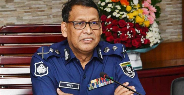 বিডিআর হত্যাকাণ্ডের তালিকায় আইজিপির নাম, অপসারণে লিগ্যাল নোটিশ