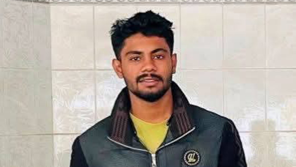 পুলিশ কনস্টেবলকে কুপিয়ে জখম, স্বেচ্ছাসেবক দল নেতার ছেলে আটক