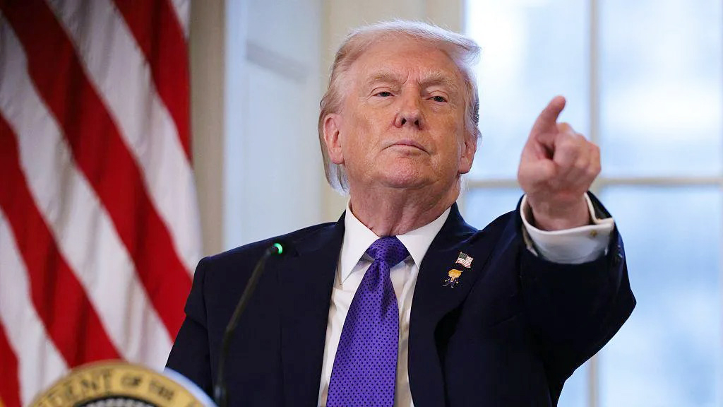 ‘নিঃশর্ত আত্মসমর্পণ’ ছাড়া যুদ্ধ বন্ধের বিকল্প নেই: ট্রাম্প