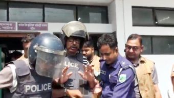 নাটোরে আ.লীগ-যুবলীগের ৩ নেতা কারাগারে